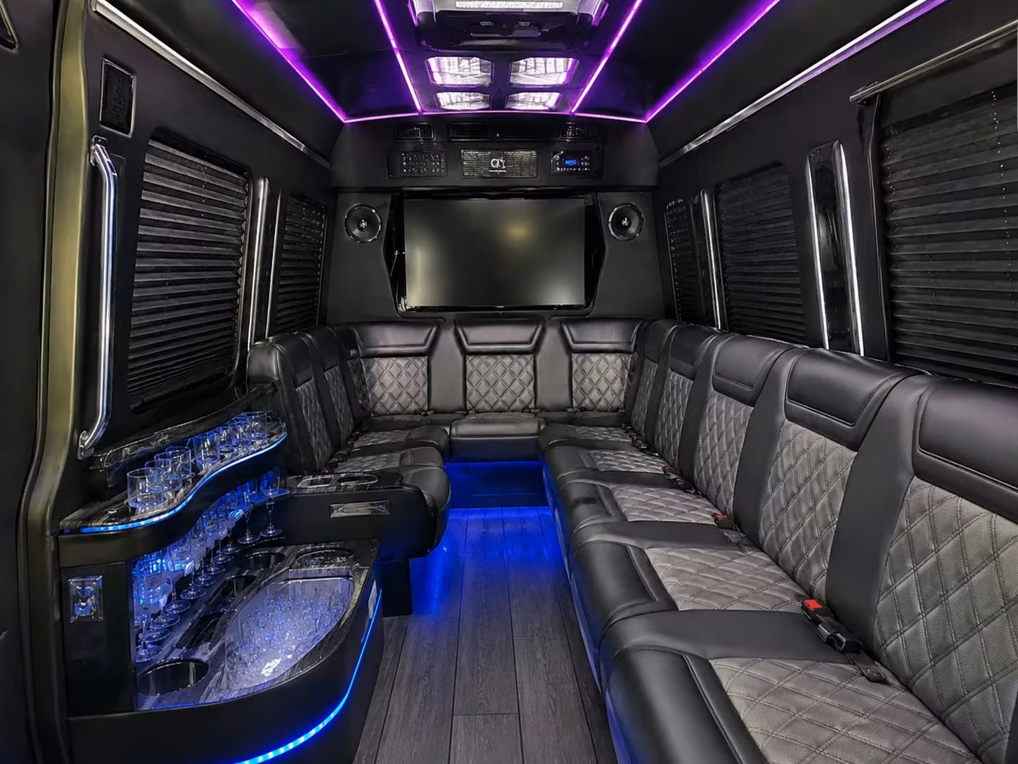 bus rental options for oro valley trips