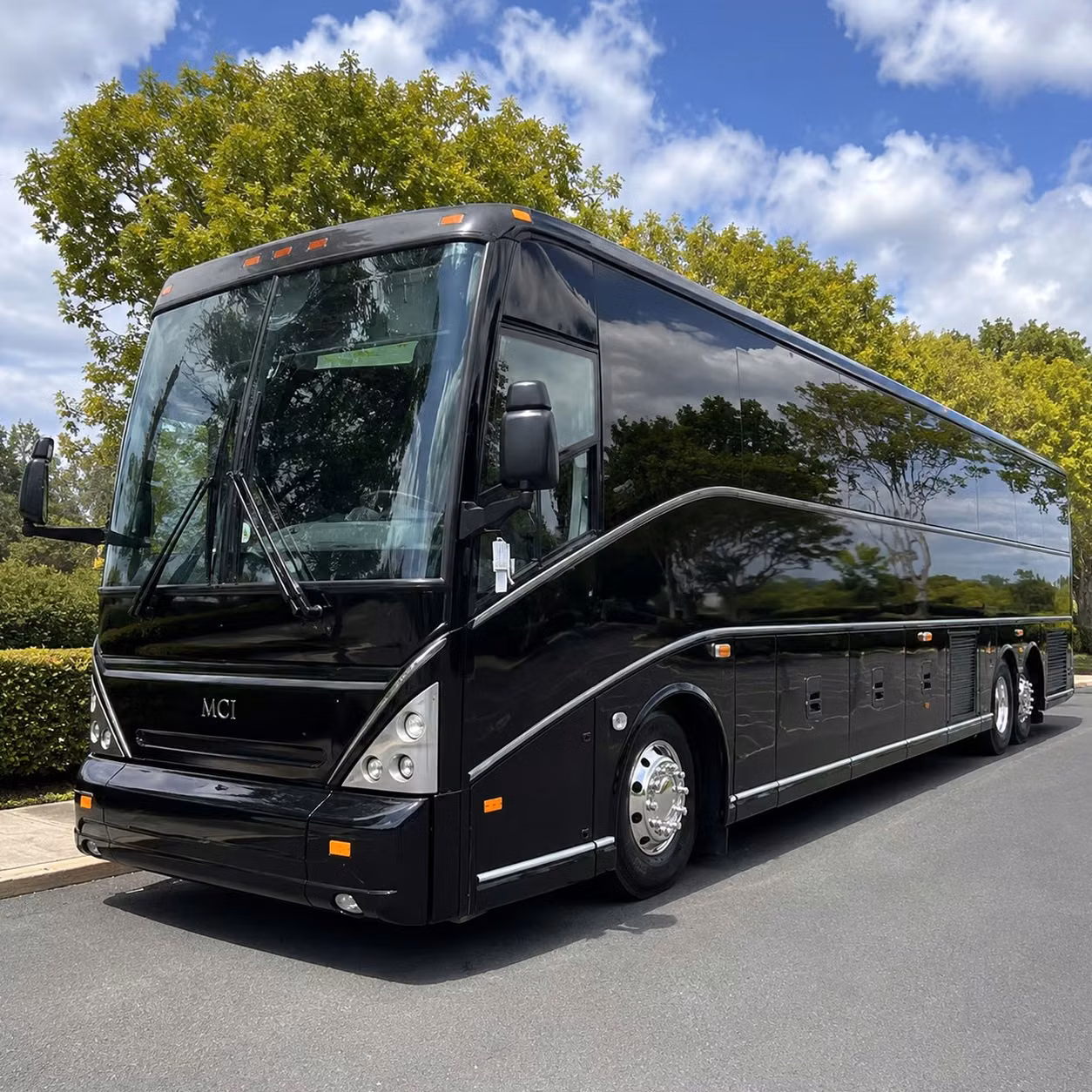 conference and convention shuttle bus rentals serving oro valley and tucson