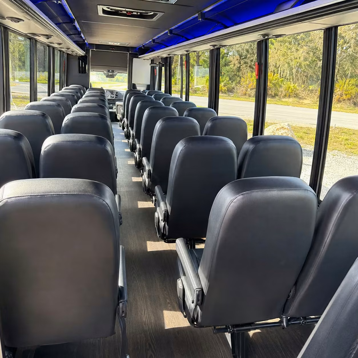 oro valley 25 passenger minibus rental
